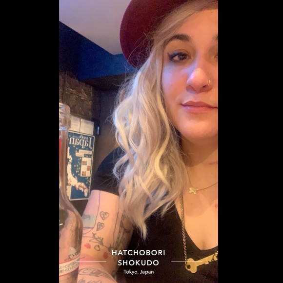 Meet your Posher, Kristin - Picture 3 of 11